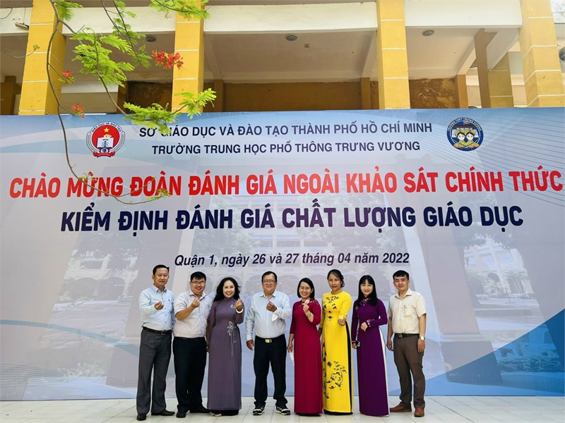 Quyết định thành lập hội đồng tự đánh giá 2021-2022