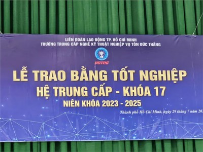 Lễ trao bằng tốt nghiệp hệ trung cấp – khóa 17 (niên khóa 2023–2025)