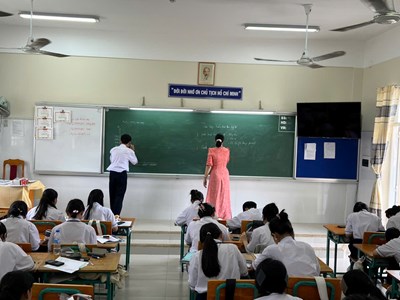 Hoạt động chuyên môn tổ Địa lý tháng 4/2025