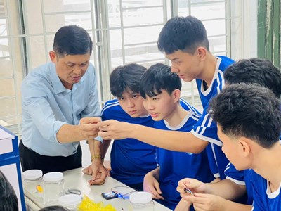 CLB STEM Trường THPT Gò Vấp – Sáng Tạo Vì Cuộc Sống