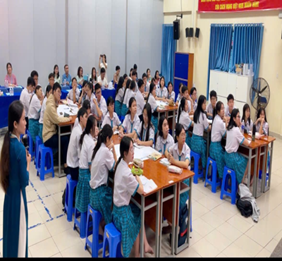 Tiết thao giảng môn ngữ văn qua bài học “thị mầu lên chùa” – một hoạt động chuyên môn thiết thực, hiệu quả.